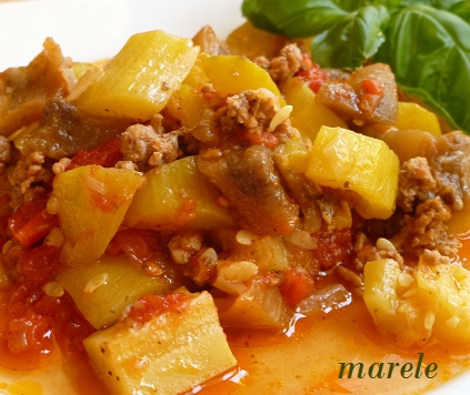 Рагу из овощей и мясного фарша (рецепт для Мультиварки) 2.JPG